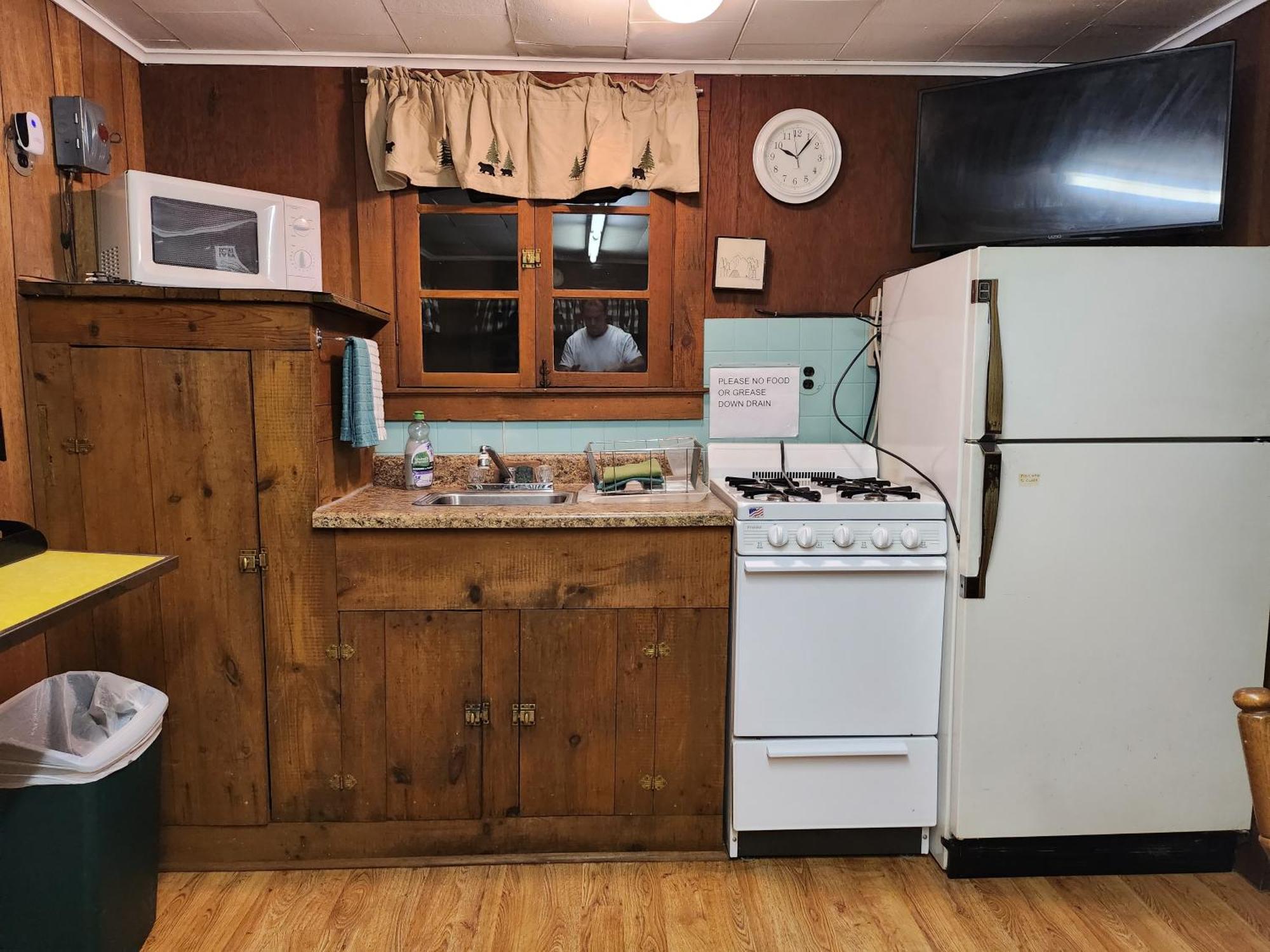 Moreno'S Adirondack Cabins 萨拉纳克莱克 外观 照片