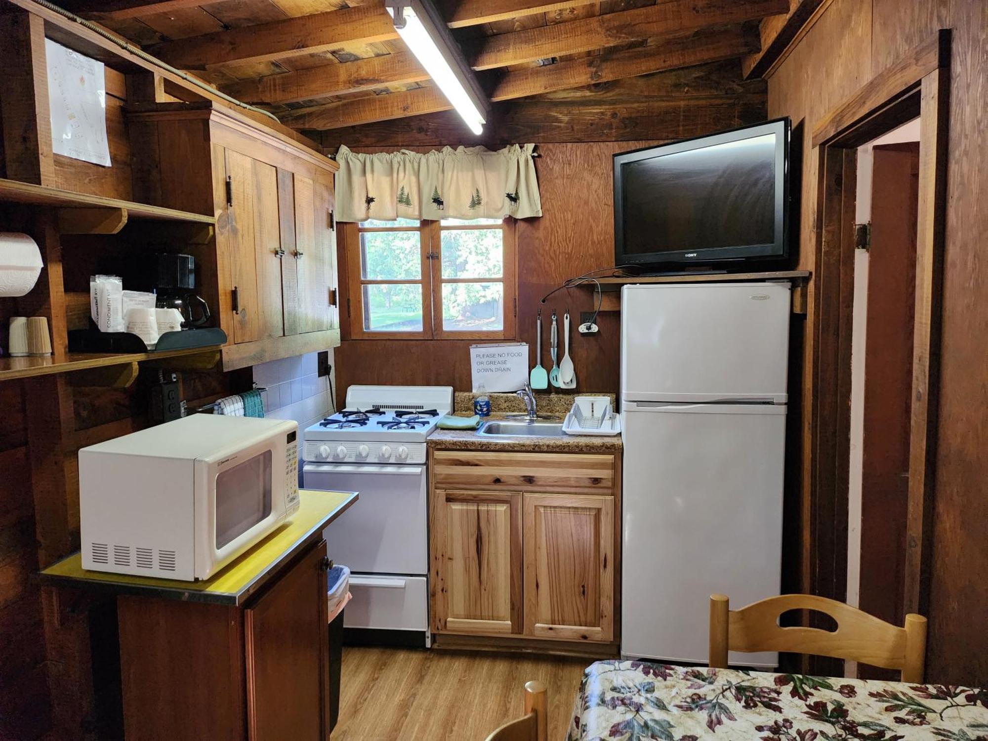 Moreno'S Adirondack Cabins 萨拉纳克莱克 外观 照片