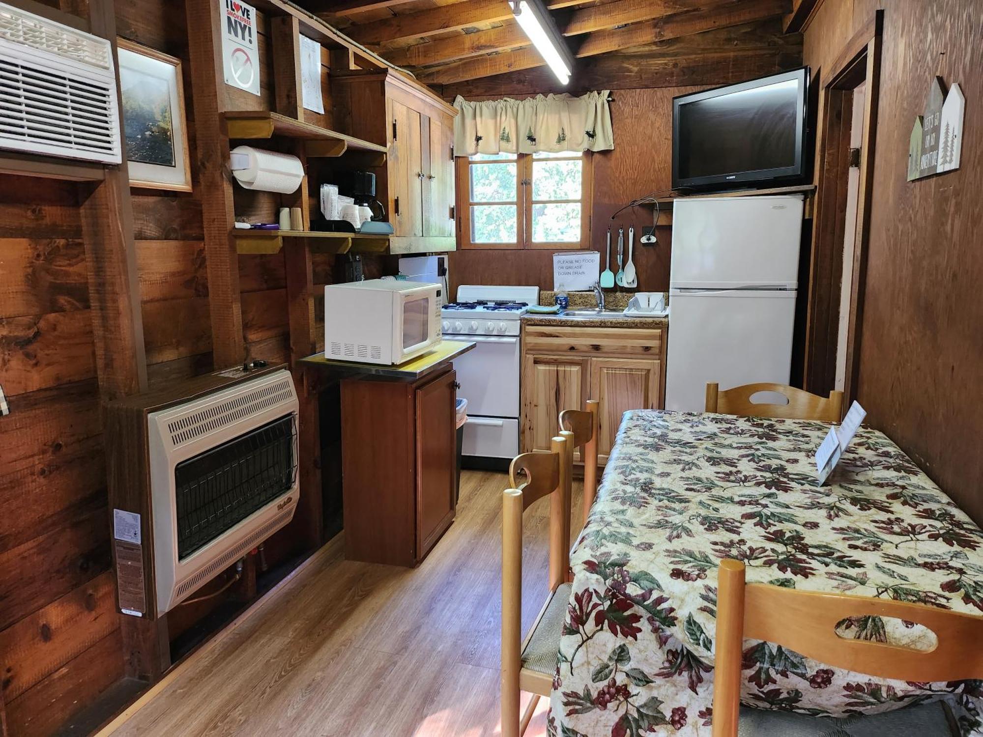 Moreno'S Adirondack Cabins 萨拉纳克莱克 外观 照片