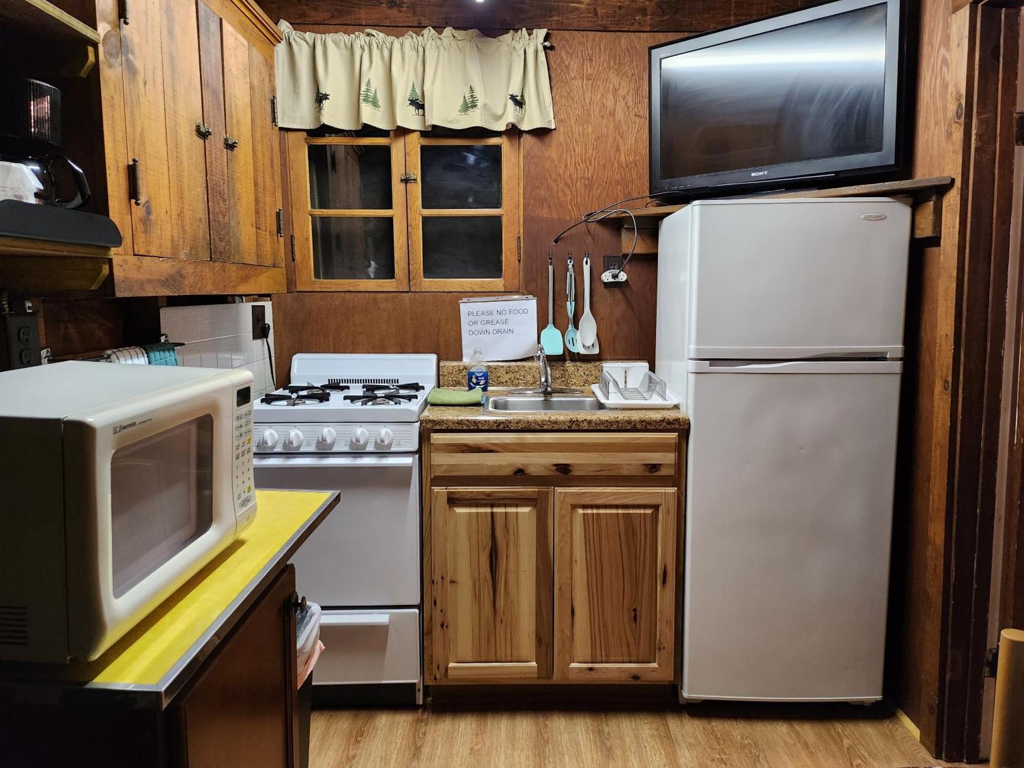 Moreno'S Adirondack Cabins 萨拉纳克莱克 外观 照片