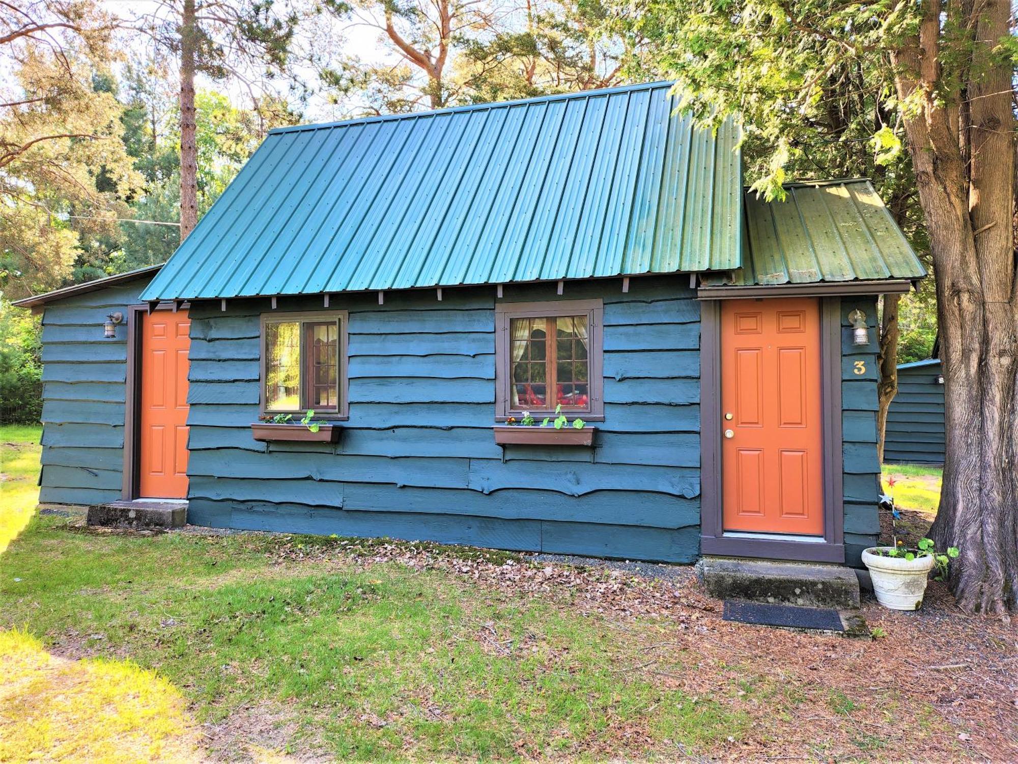 Moreno'S Adirondack Cabins 萨拉纳克莱克 外观 照片